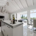 Villa In With Pool Near The Sea